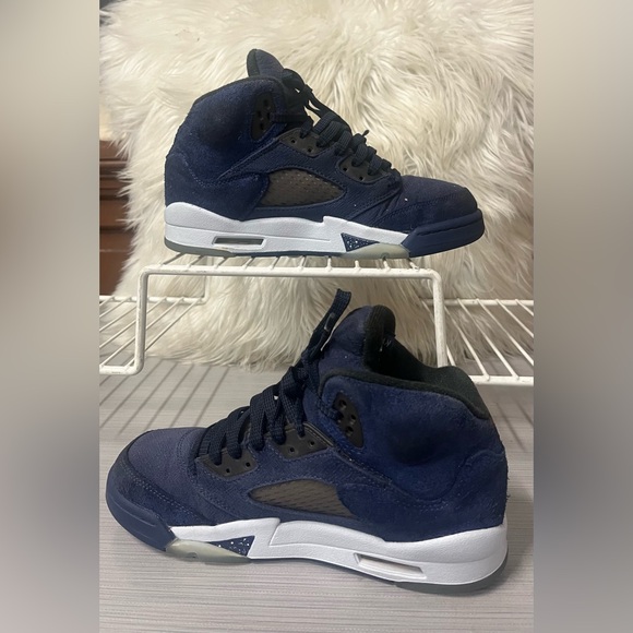 Air Jordan 5 Retro - Picture 2 of 9